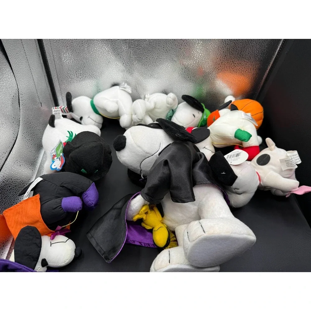 Vintage Hallmark Snoopy Peanuts Beanbag Plush Holiday Collection Lot of 8 Used